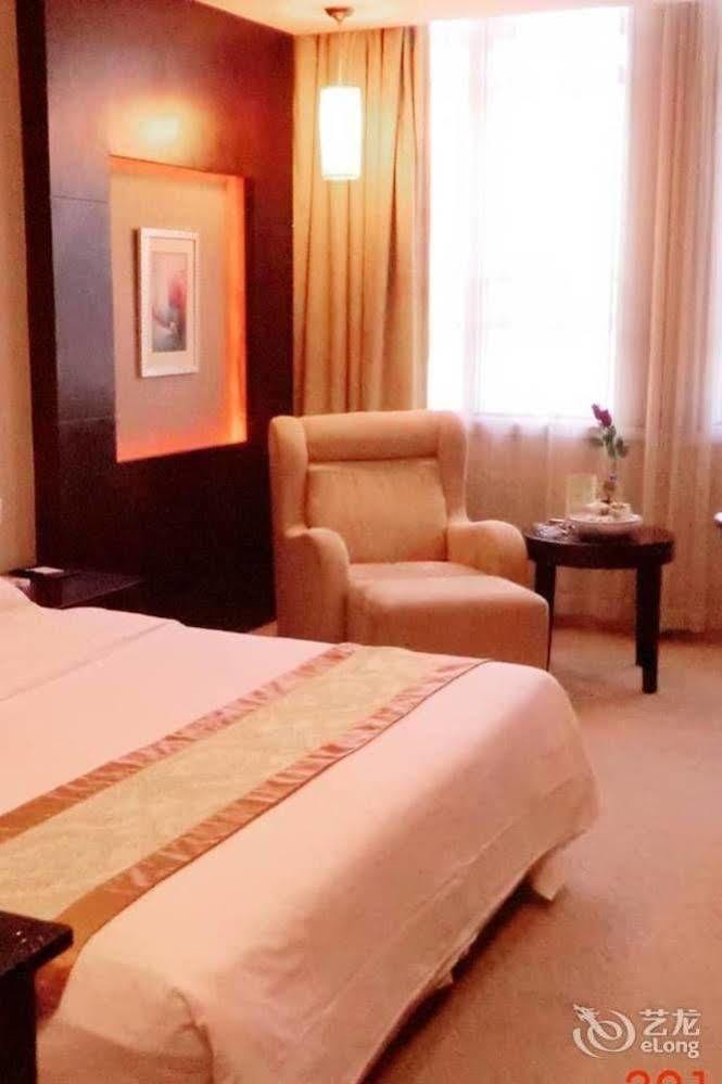 Wanyi Hotel Dongguan  Esterno foto